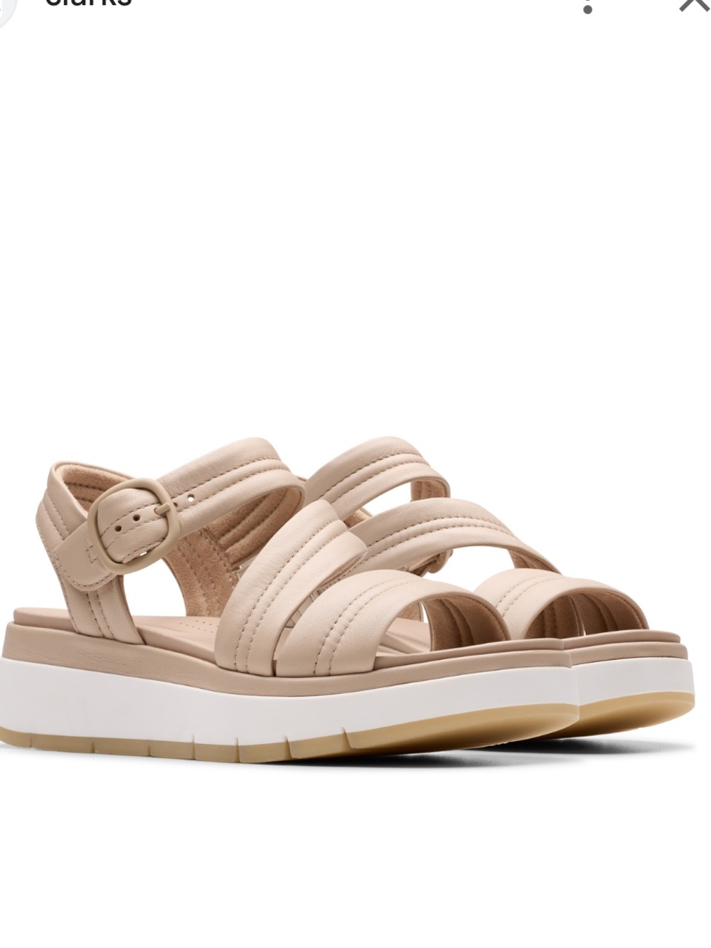 Clarks Tuscan Strap Sand Beige Strappy Platform Sandals Women’s Size 9